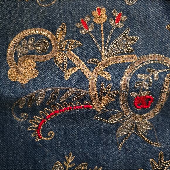 ZARA the New Culotte Embroidered Beaded Raw‎ Hem Straight Leg Jeans Sz Large New - Picture 9 of 16